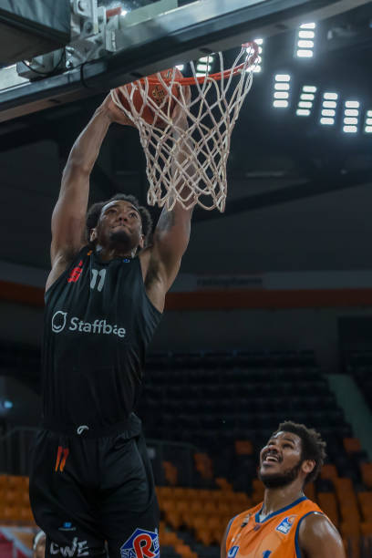 这场比赛的 这场比赛的