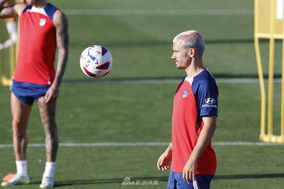 胜任中后卫 胜任中后卫