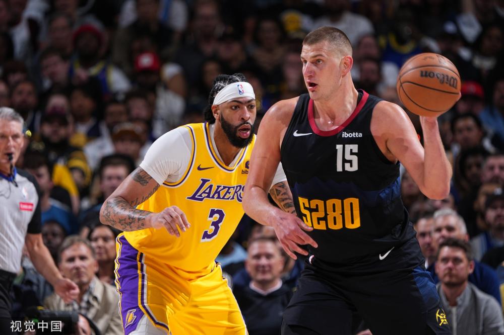 布拉德利 布拉德利