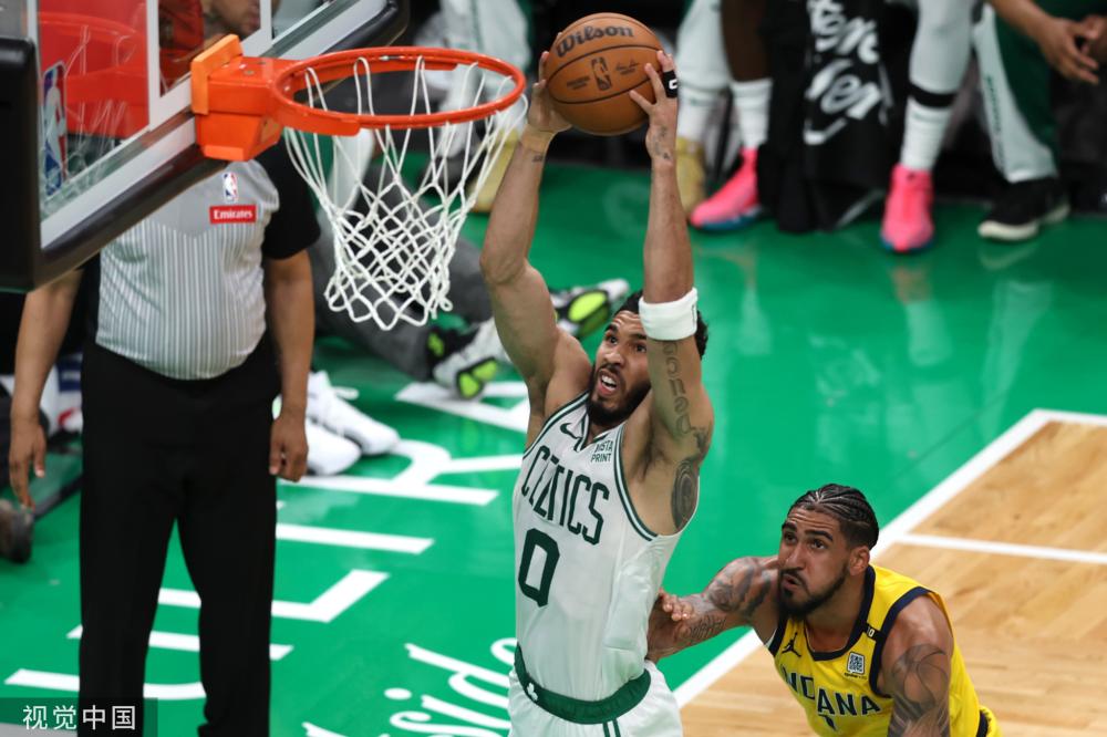 如铜墙铁壁 如铜墙铁壁