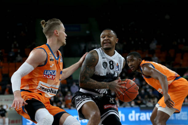 实属罕见 实属罕见